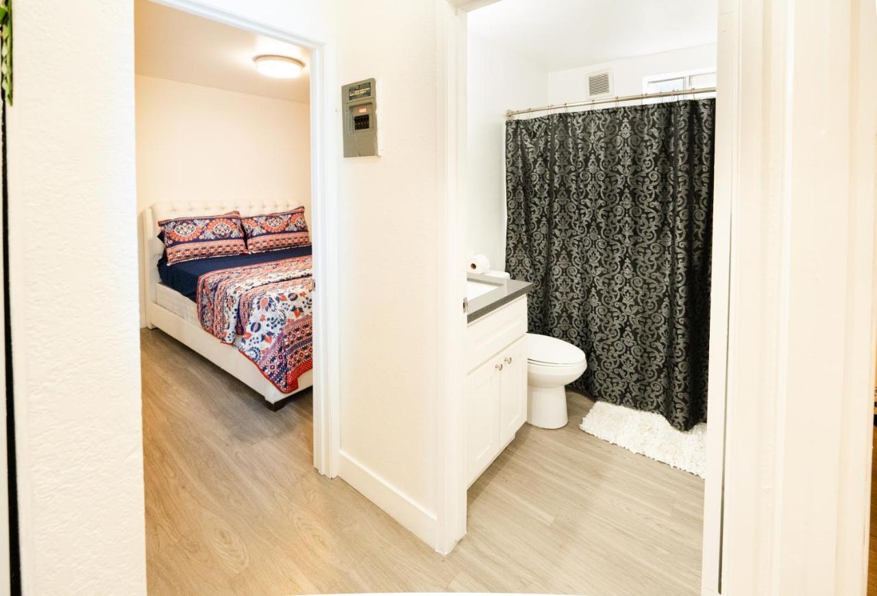 Cozy Small 2 Bedroom In Koreatown/Hollywood Los Angeles Exterior photo